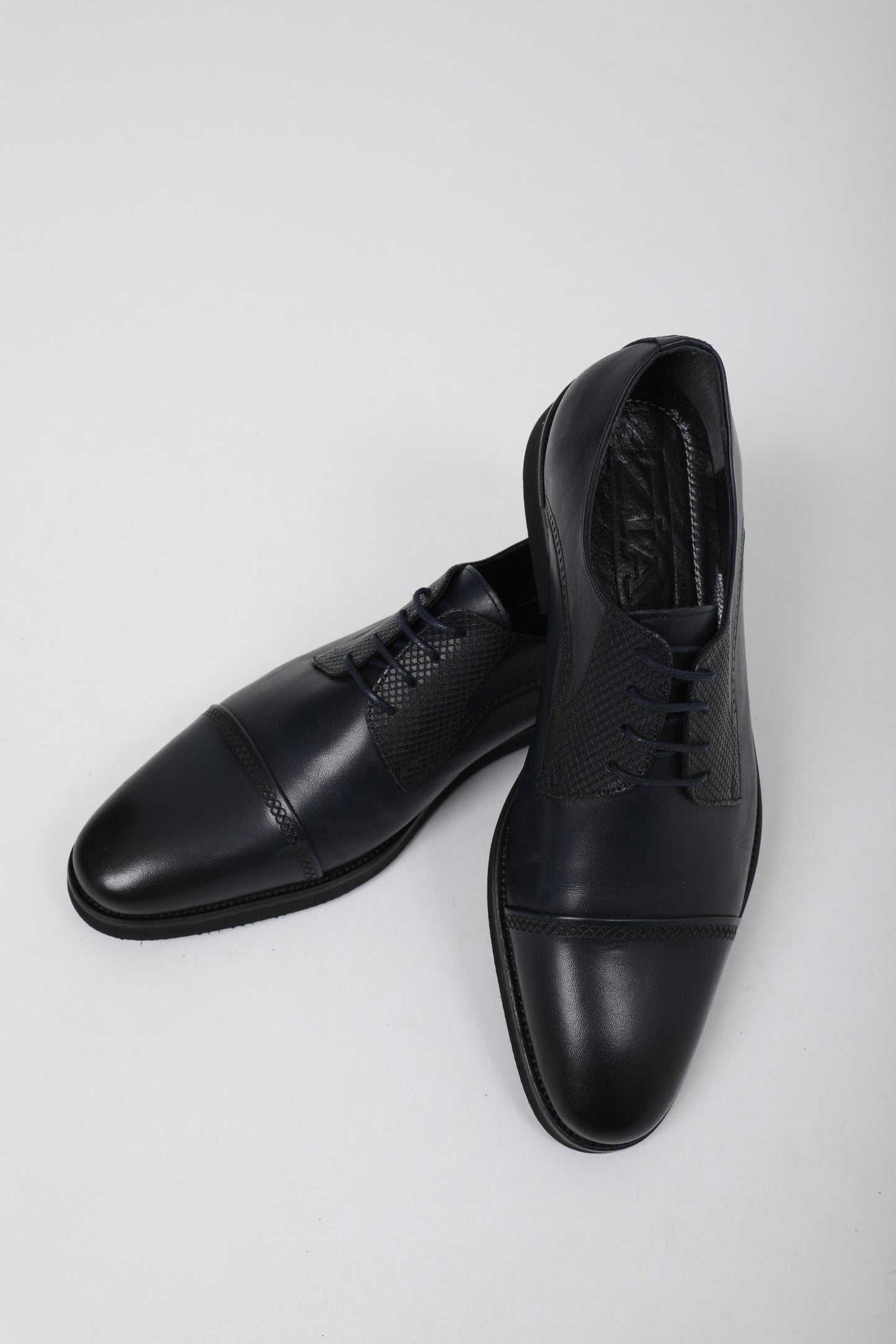 Schoen