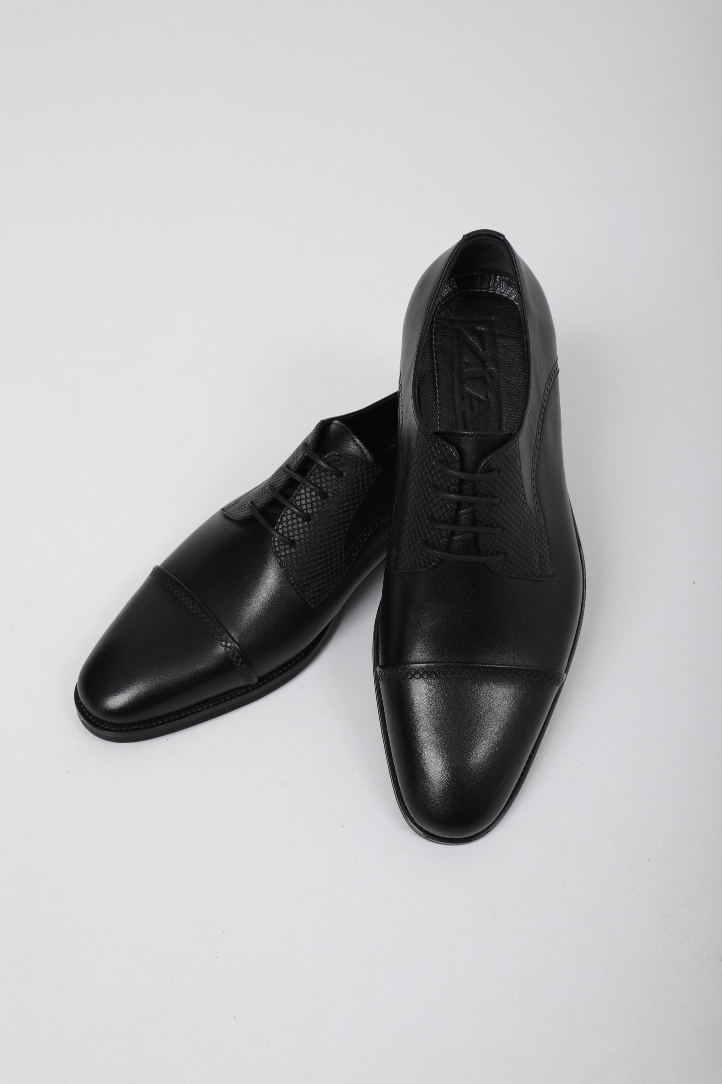 Schoen