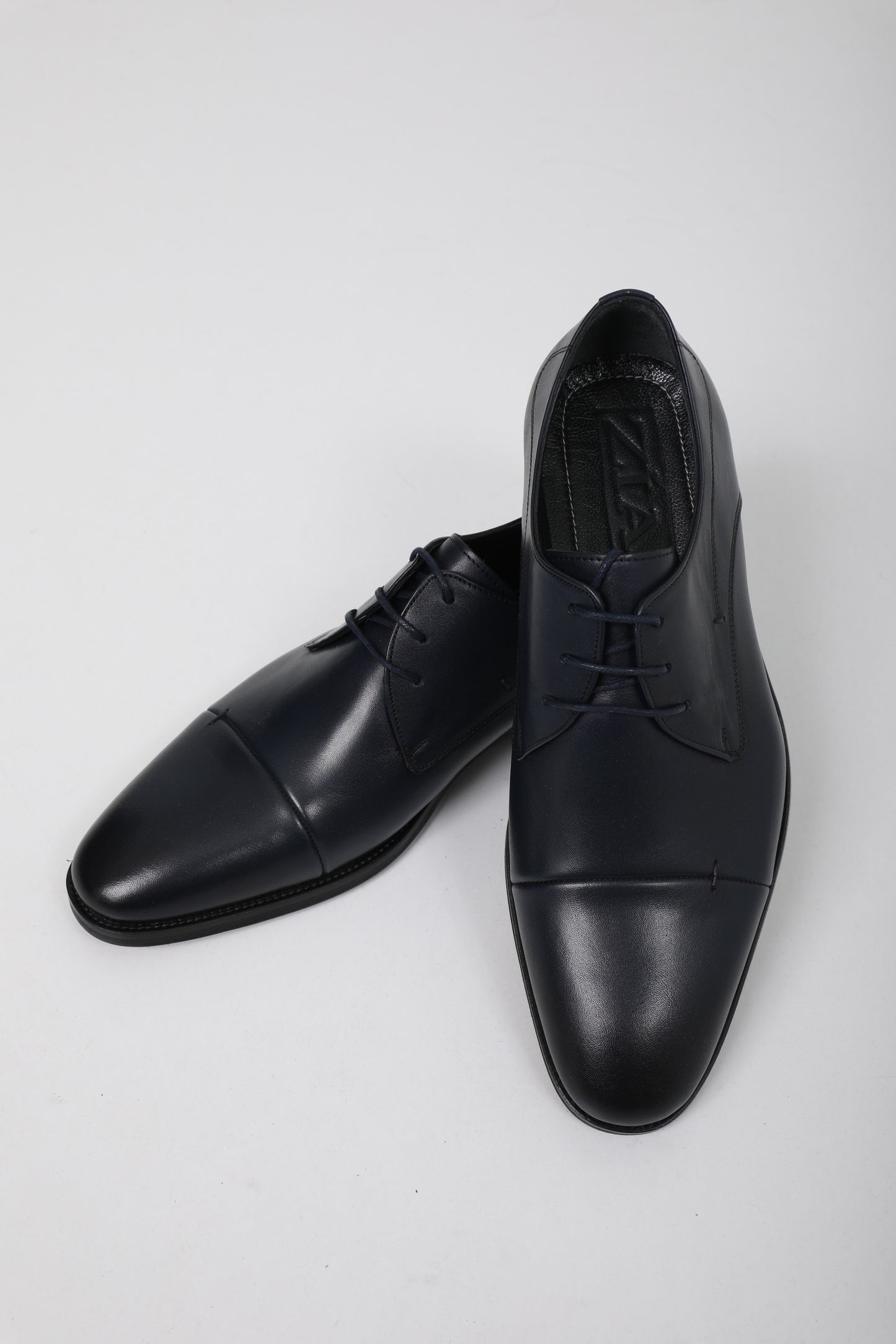 Schoen